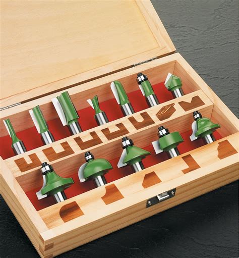 Boxed Set of 12 Router Bits - Lee Valley Tools