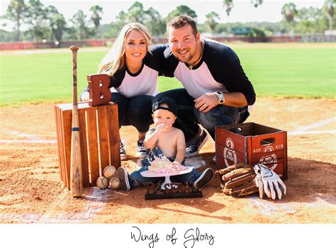 Bass Family photo shoot | Baseball theme photo shoot | Wings Of Glory Photography - Wings of ...