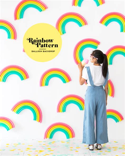 DIY Rainbow Pattern Balloon Backdrop