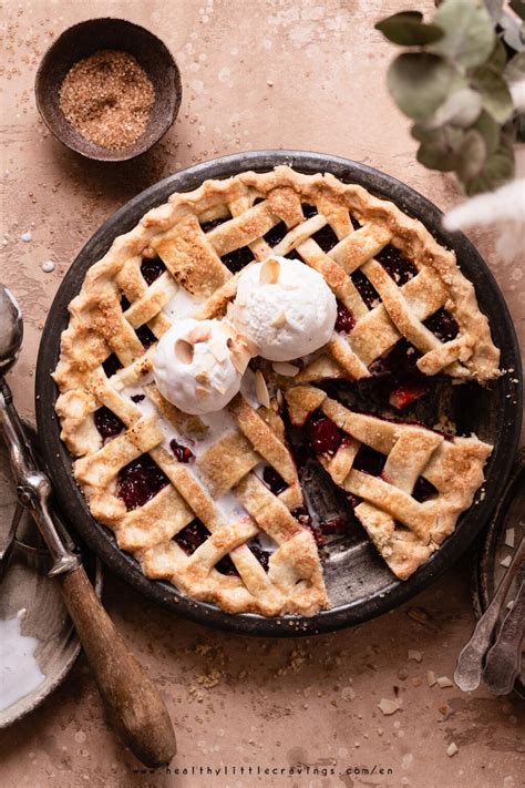 SIMPLE SOUR CHERRY PIE [with 5 minute pie crust]