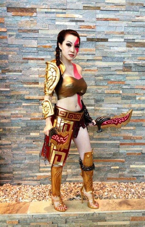 Female Kratos cosplay | Cosplay woman, Women, Cosplay costumes