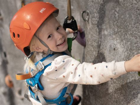 Indoor Climbing - Surrey Summit - Surrey Sports Park