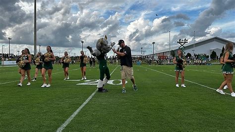 USF football alums suit up, share wise words at spring game