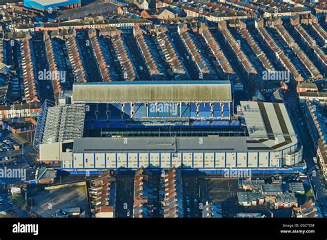 Goodison park hi-res stock photography and images - Alamy