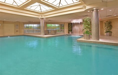 Indoor pool at the Radisson Plaza Hotel at Kalamazoo Center | Plaza ...