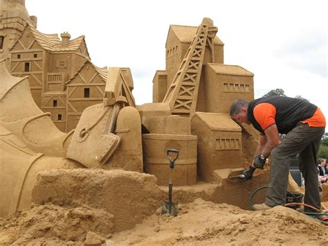 The amazing adventures of Cazzbo: Sand Sculptures (Frankston Beach)