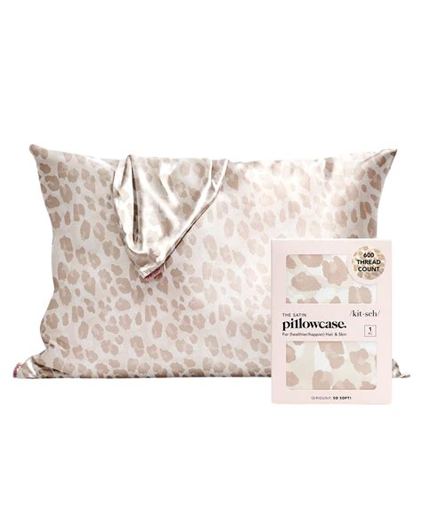 Top 8 Best Silk Pillowcases in 2024 - Straight.com