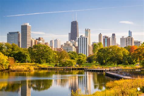 Illinois Famous Landmarks Pictures Stock Photos, Pictures & Royalty-Free Images - iStock