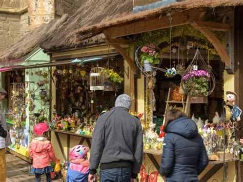 How to Celebrate Easter in France | 10 French Easter Traditions