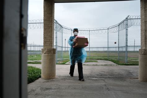 Texas Jail Waited Months to Offer Inmates COVID Vaccinations - Newsweek