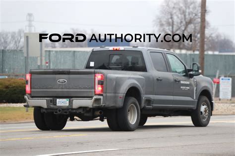 2023 Ford F-350 Super Duty XL Dually In Gray: Photos