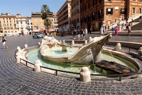 3,400+ Piazza Di Spagna Photos Stock Photos, Pictures & Royalty-Free ...