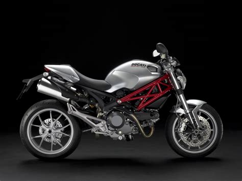 Top Motorcycle & Review: 2010 Ducati Monster 1100