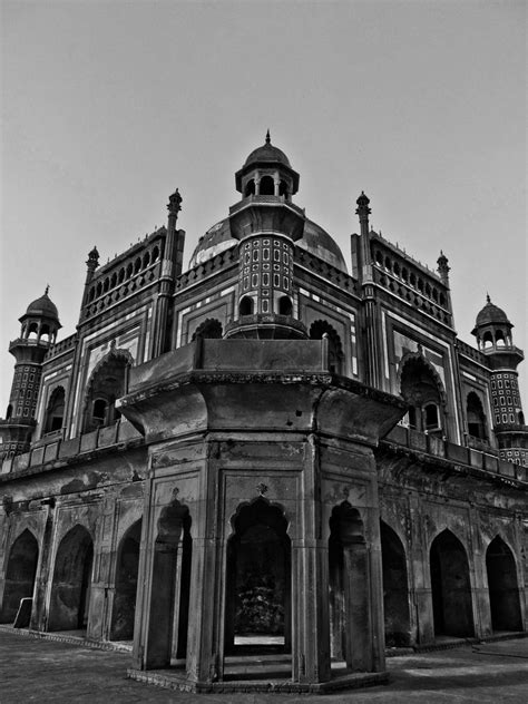 Safdarjung Tomb by ucanc on DeviantArt