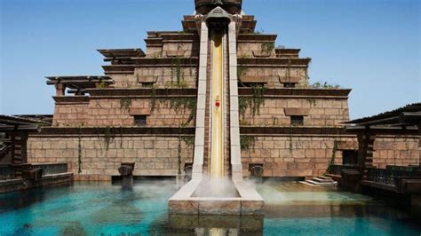 Dubai's Atlantis Aquaventure Has A New Guinness World Record, People!