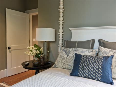 HGTV Dream Home 2013 Guest Bedroom | Pictures and Video From HGTV Dream ...