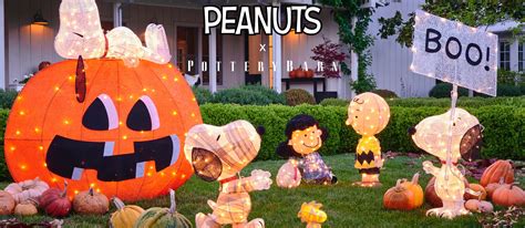 Adorable charlie brown halloween decorations for fans of the Peanuts gang