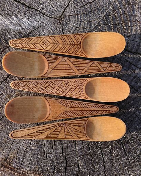 Wooden Spoon Carving on Instagram: “Amazing Kolrosing Spoons by @frantiseklanyi_ 💖 What is one ...