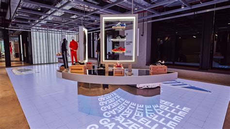 Adidas – Re-imagining Retail | LAB