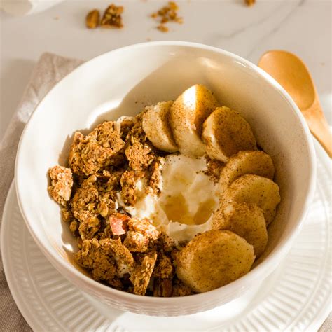 Greek Yogurt With Granola Story - Pastry Wishes