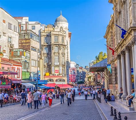 La Vieille Vie De Ville Centrale D'Istanbul Photo éditorial - Image ...