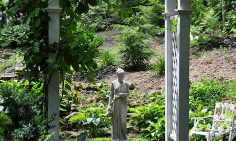 How To Make A Living Garden Sculpture - Garden Design Ideas