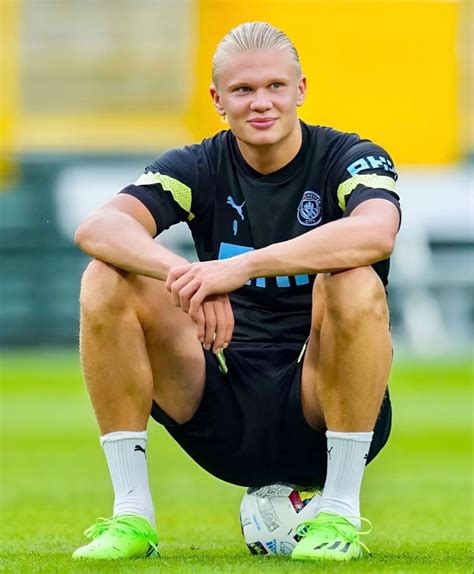 Erling Haaland | Manchester city football club, Manchester city, Soccer ...