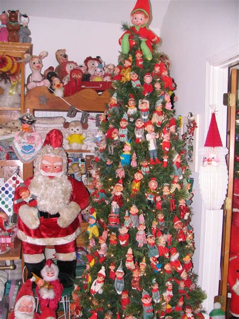 My Elf Tree and Big Santa | Vintage christmas photos, Kitsch christmas ...