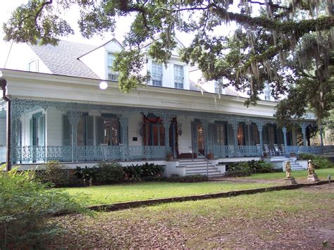 Seeks Ghosts: Myrtles Plantation: Chloe and The Mirror