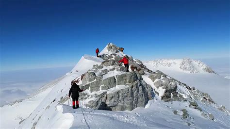 Climb Mount Vinson - Alpine Ascents International | Mt Vinson Guides