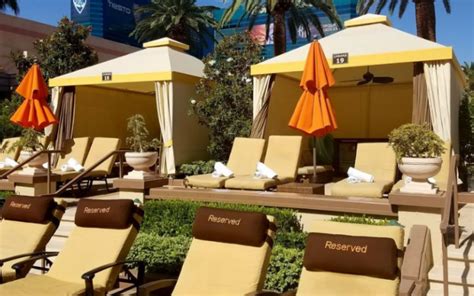 It's Pool Season: Here Are the 8 Best Pool Cabanas in Vegas | Las Vegas ...