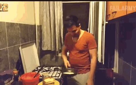 Cooking Pancake GIF - Cooking Pancake Fail - Discover & Share GIFs