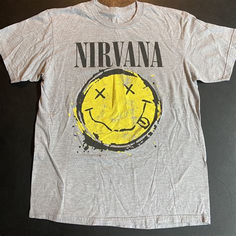 Medium Nirvana Smiley Face Logo 90s Grunge Band Shirt… - Gem