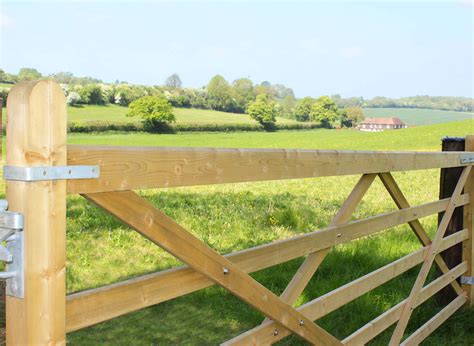 Wooden Field Gates | Timber Field Gates | Jacksons Fencing