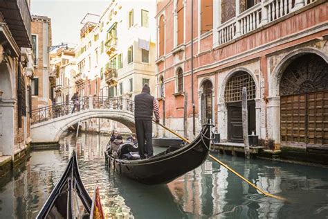 Venice: Grand Canal Gondola Ride with App Commentary | GetYourGuide