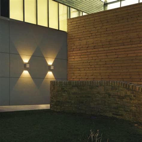 10 Tips To Choose Boundary Wall Lights - Warisan Lighting