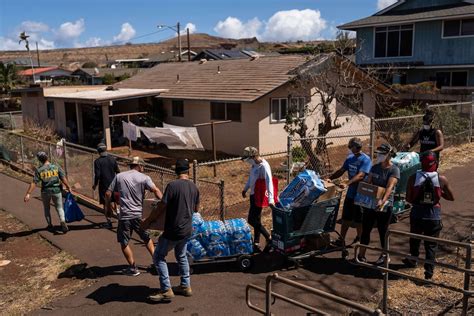 Fires engulf Hawaii forcing evacuations - ABC News