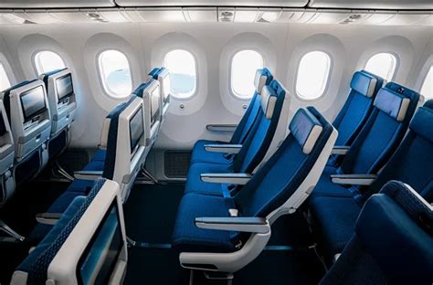 Which Airlines Offer the Best Economy Seats in Widebody Aircraft?