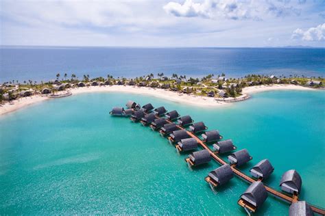 5 Fiji Overwater Bungalows Perfect for Water Lovers