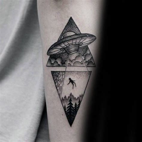 Top 63 Alien Tattoo Ideas [2021 Inspiration Guide] | Alien tattoo, Triangle tattoos, Sleeve tattoos