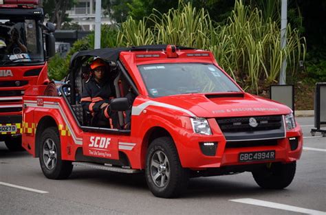 Singapore Civil Defence Force Isuzu D-Max Light Fire Attac… | Flickr