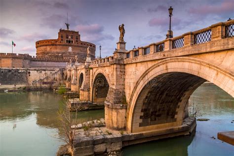 Sunset View on Tiber River Rome, Italy Editorial Stock Photo - Image of historic, beautiful ...