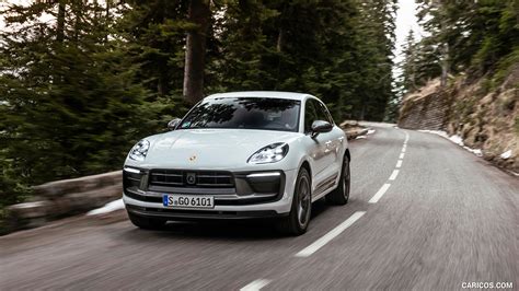 Porsche Macan T | 2023MY (Color: Pure White) | Front