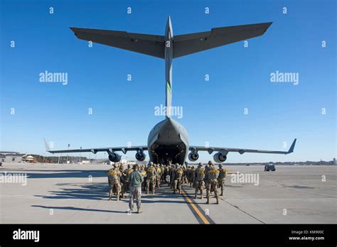 pope army airfield, n.c. — paratroopers with the army’s 82nd airborne ...