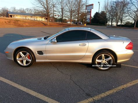 2006 Mercedes - Benz Sl500 Convertible 2 - Door 5. 0l Roadster