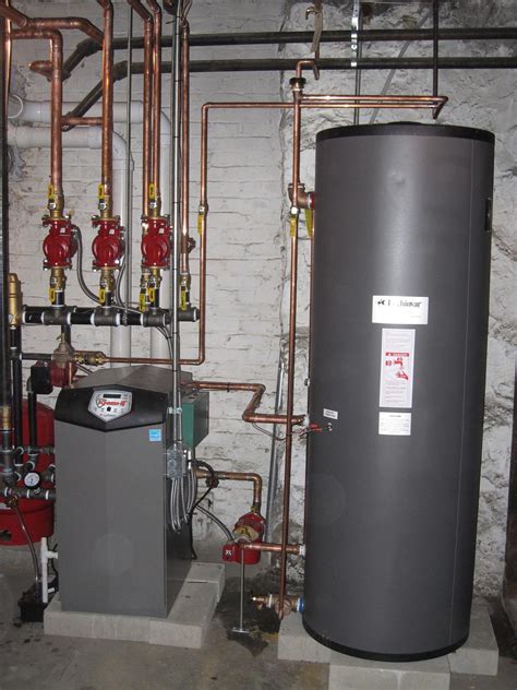 High Efficiency Gas Boiler with Hot Water Tank & High Velocity AC System