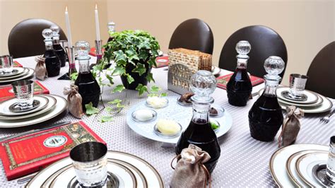 How To Decorate Your Passover Seder Table - Jamie Geller