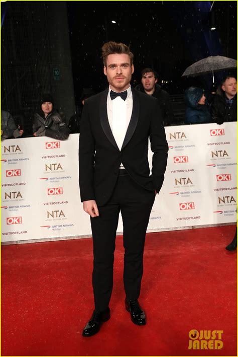 Photo: richard madden wins at national tv awards 03 | Photo 4215146 | Just Jared: Entertainment News