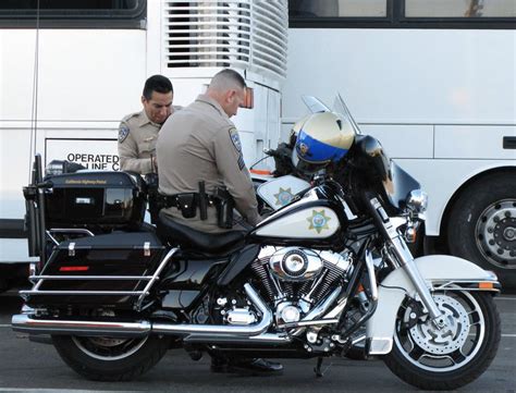 CHP Motorcycle Unit | California highway patrol, State police ...