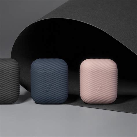 This Silicone AirPods Case Keeps Your Earbuds Stylin'